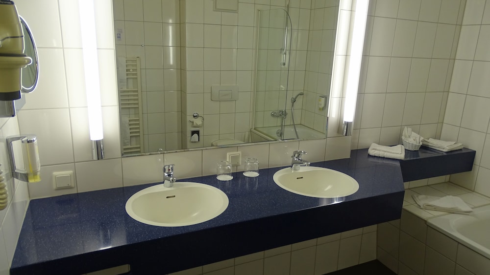 

Roma - Potsdam - Hotel Ascot Bristol