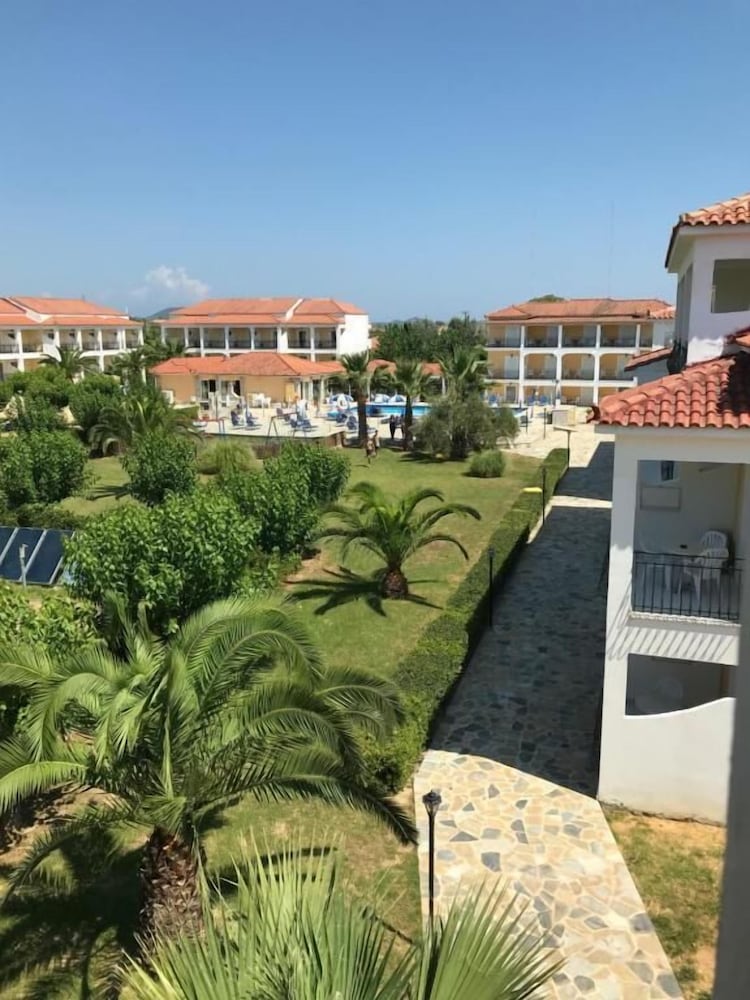 

Brindisi - Laganas - Village Inn Studios & Family Apartments