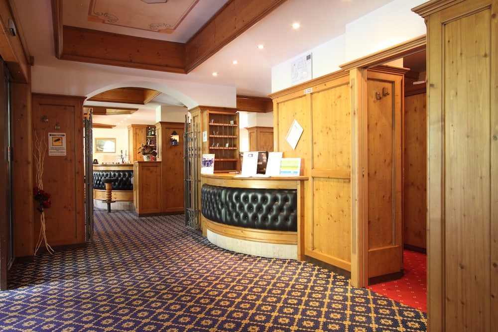 

Lamezia Terme - Vigo di Fassa - Hotel Fanes Suite & Spa