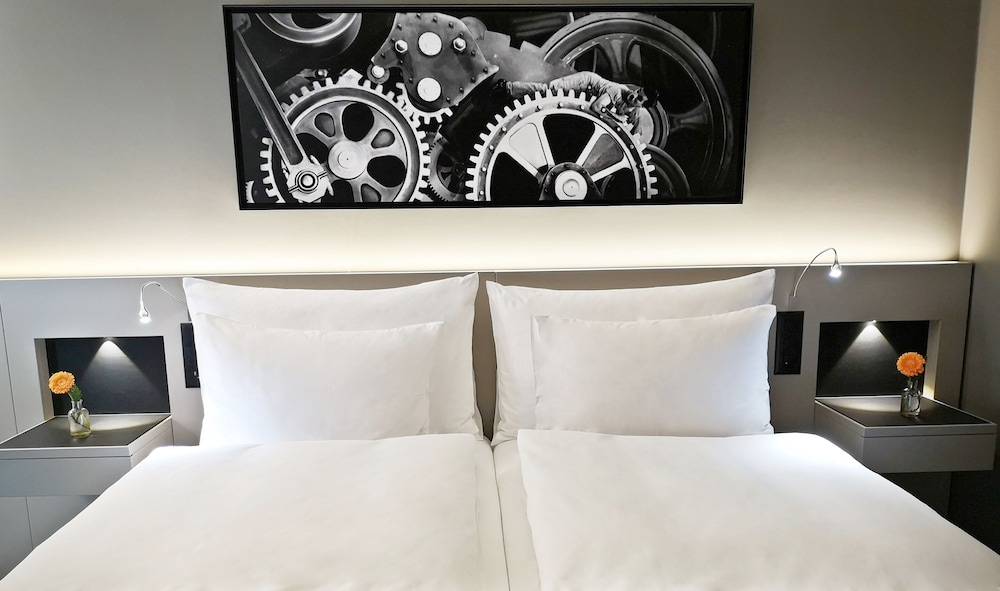 

Roma - Montreux - Modern Times Hotel, Vevey, A Tribute Portfolio Hotel
