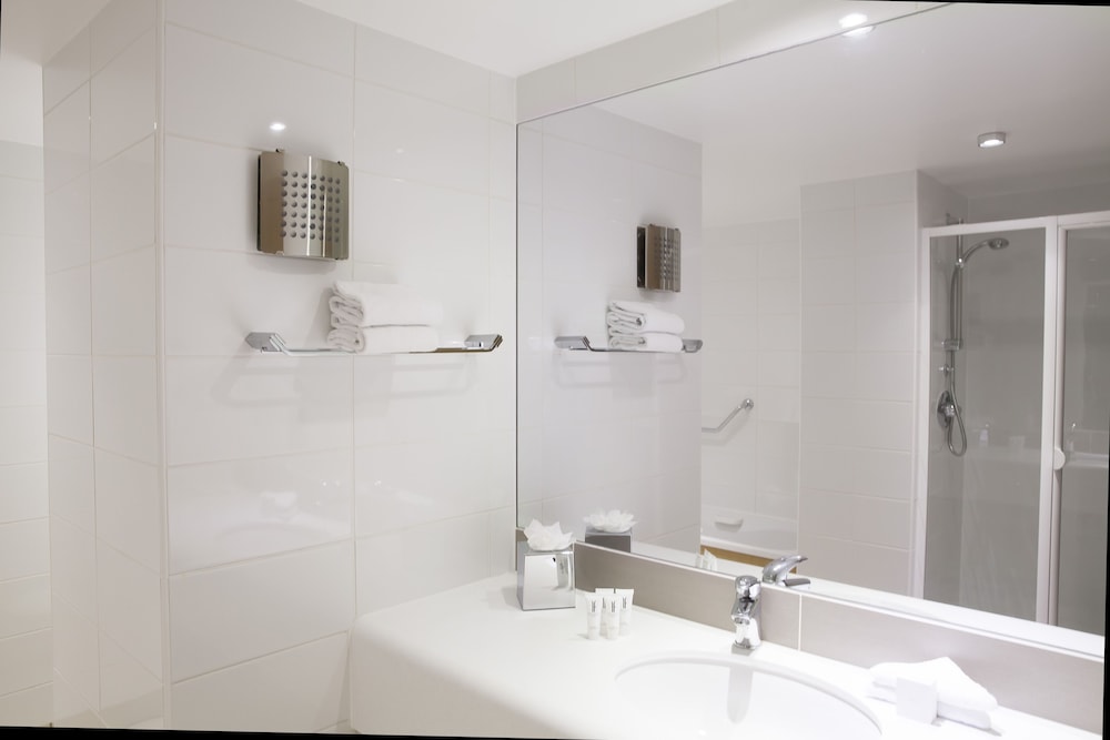 

Roma - Lucan - The Louis Fitzgerald Hotel