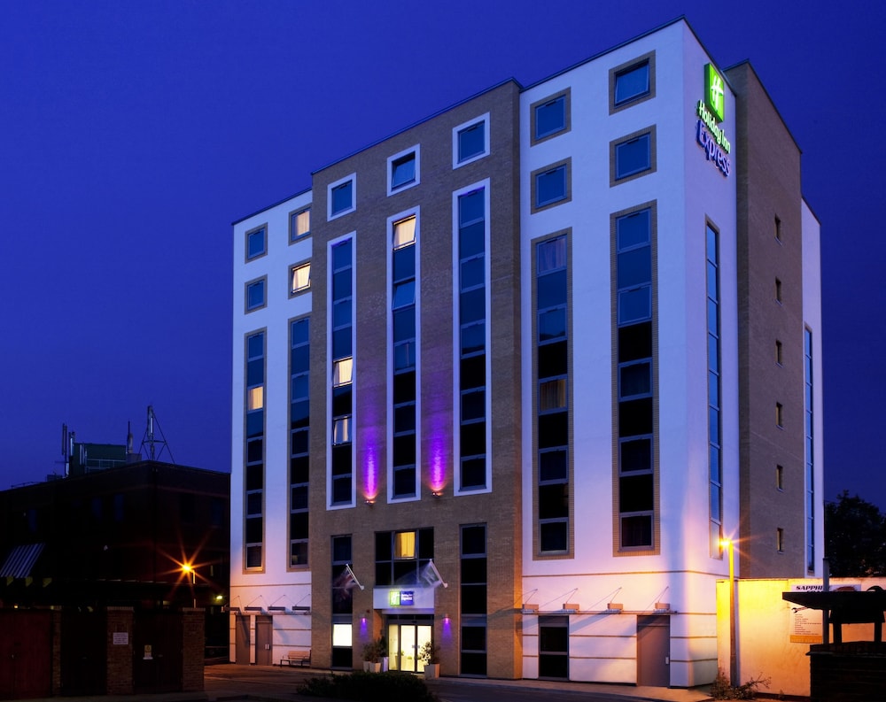 

Roma - Kings Langley - Holiday Inn Express London - Watford Junction