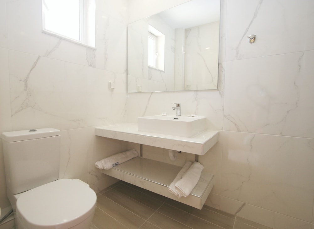 

Genova - Laganas - Village Inn Studios & Family Apartments