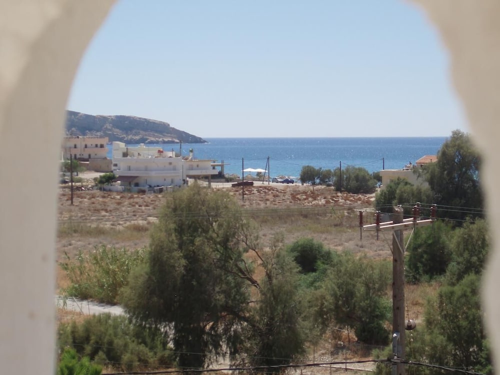 

Roma - Matala - Galaxias Studios
