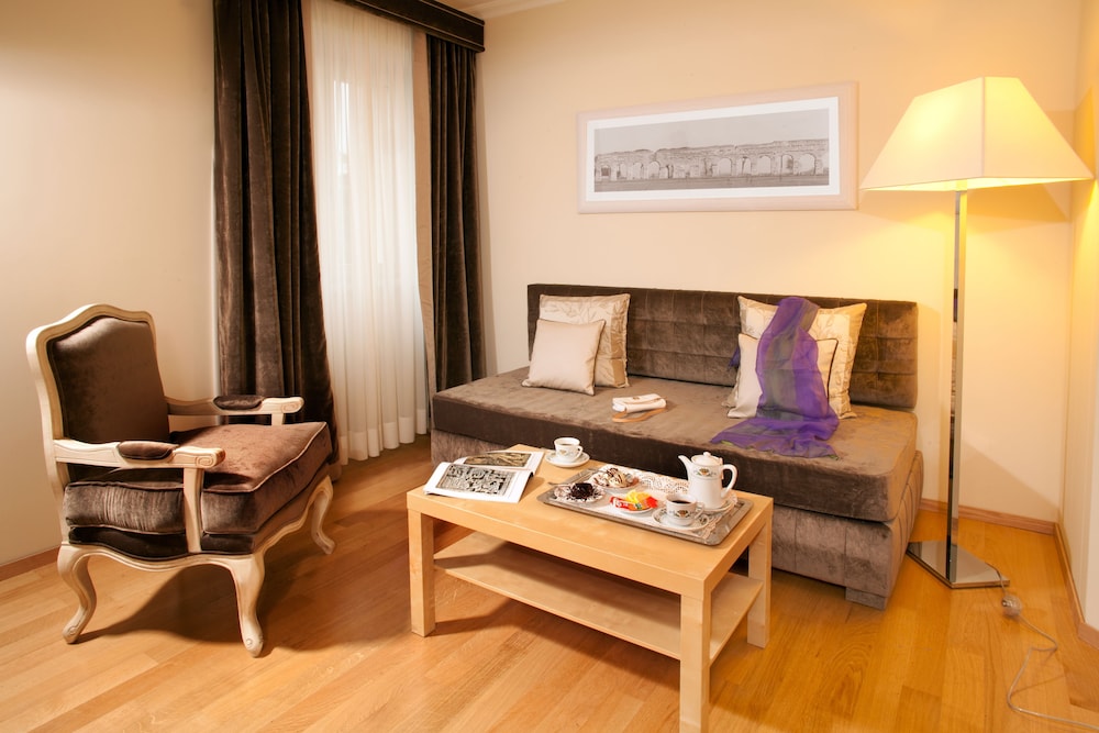 

Torino - Ciampino - Hotel Piccolo Borgo