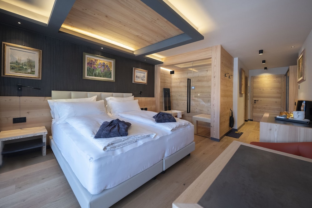 

Bologna - Selva di Val Gardena - Locanda degli Artisti Art Hotel