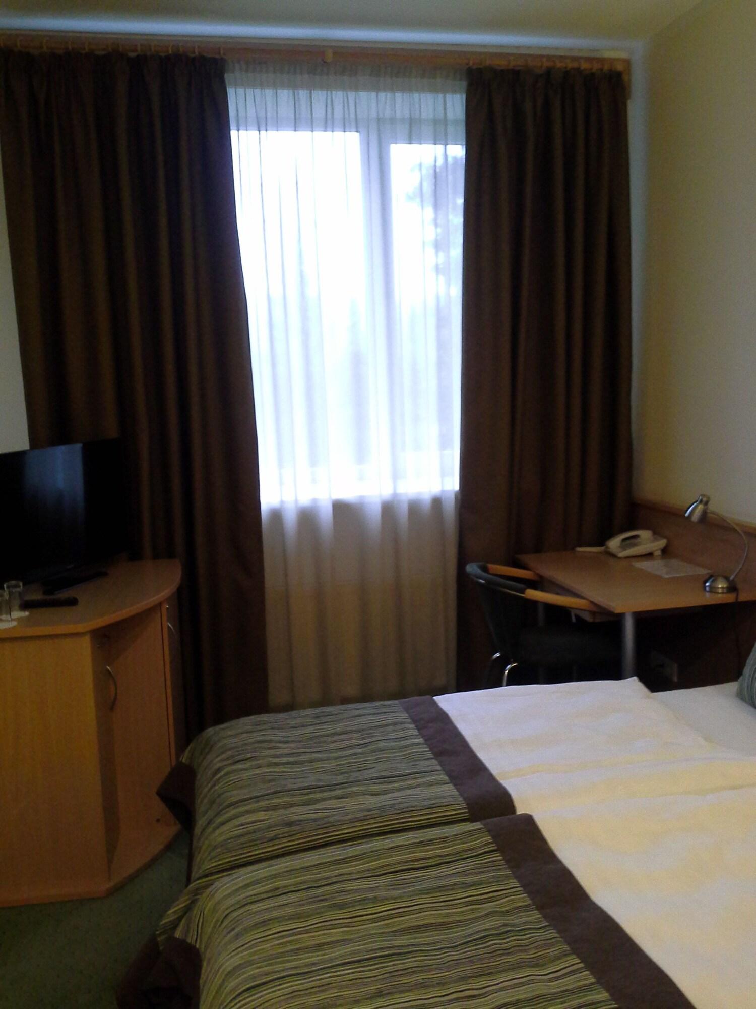 

Milano - Riga - Sky High Hotel Airport 200 meters from the terminal