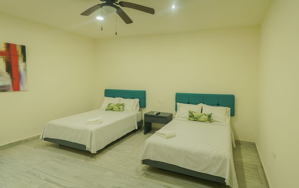 

Bologna - Xcaret - Casa Kaoba Hotel & Suites