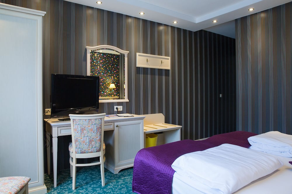 

Milano - Haarlem - Hotel Zwanenburg Amsterdam Airport