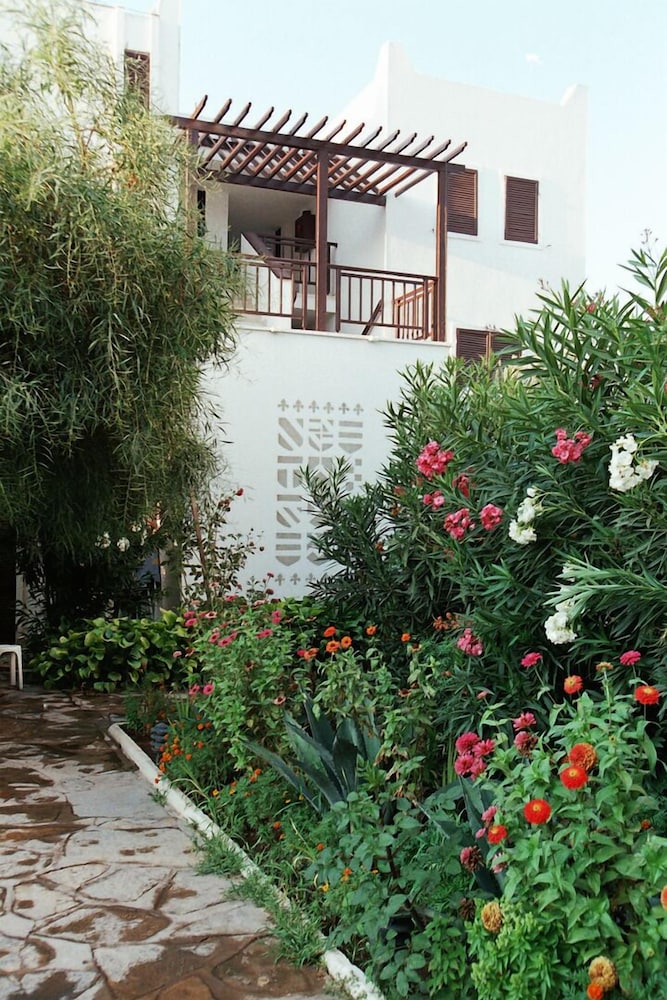 

Roma - Gundogan - Ece Hotel Bodrum