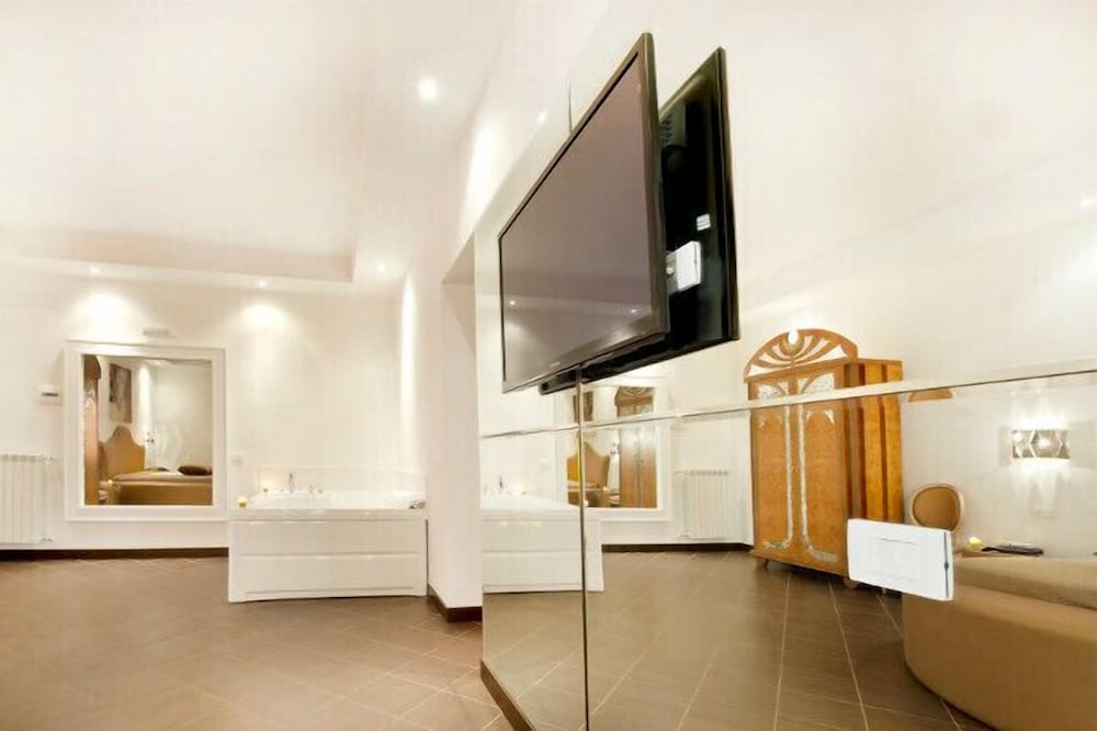 

Milano - Mostacciano - Hotel Quadrifoglio Roma Eur