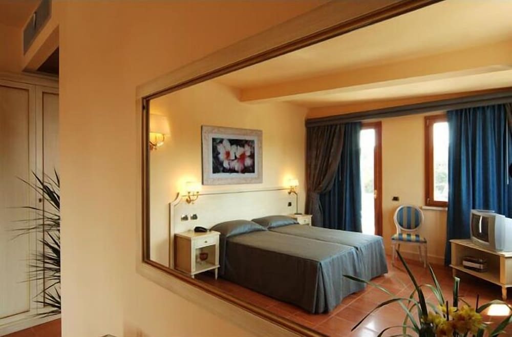 

Palermo - Mostacciano - Hotel Quadrifoglio Roma Eur