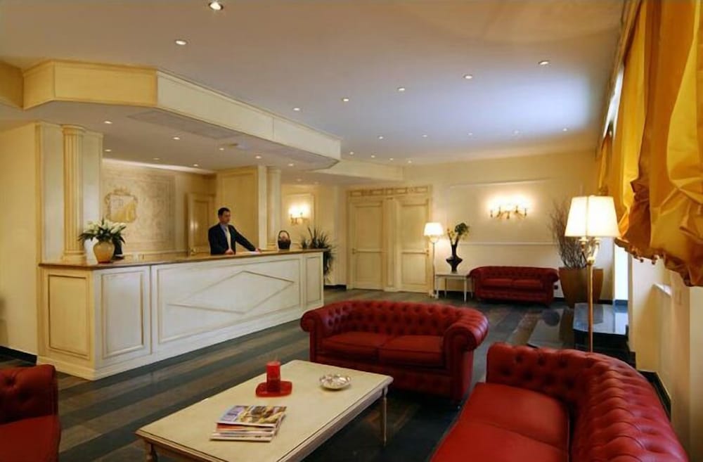 

Bari - Roma - Hotel Quadrifoglio Roma Eur