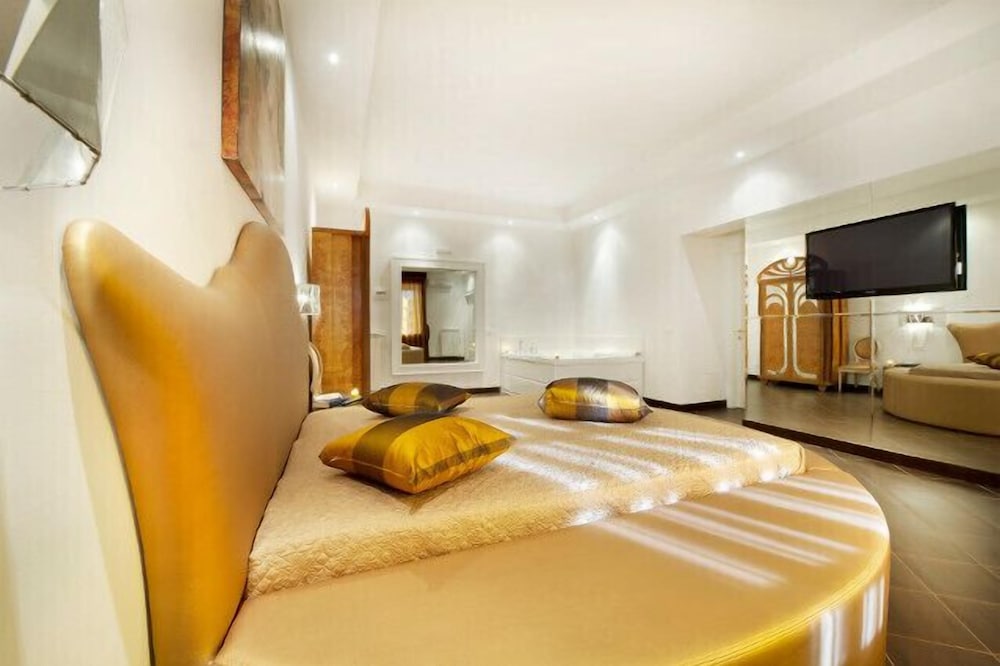 

Palermo - Mostacciano - Hotel Quadrifoglio Roma Eur