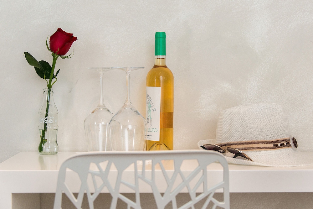 

Milano - Sa Caleta - Cheap & Chic Hotel