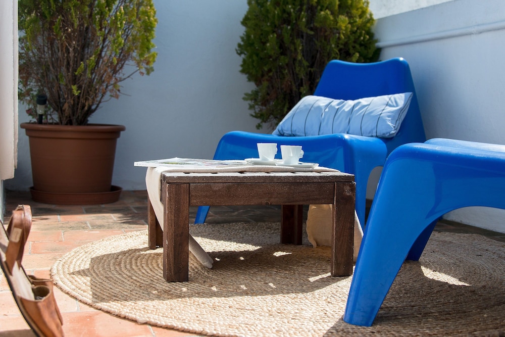 

Bologna - Cala Blanca - Cheap & Chic Hotel