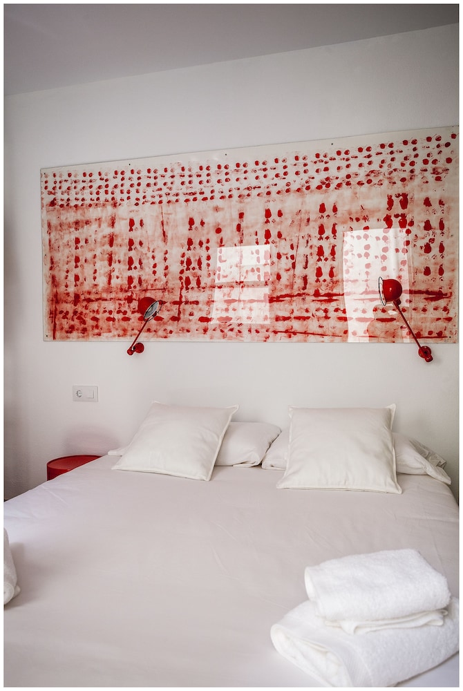 

Roma - Minorca, Isole Baleari - Cheap & Chic Hotel