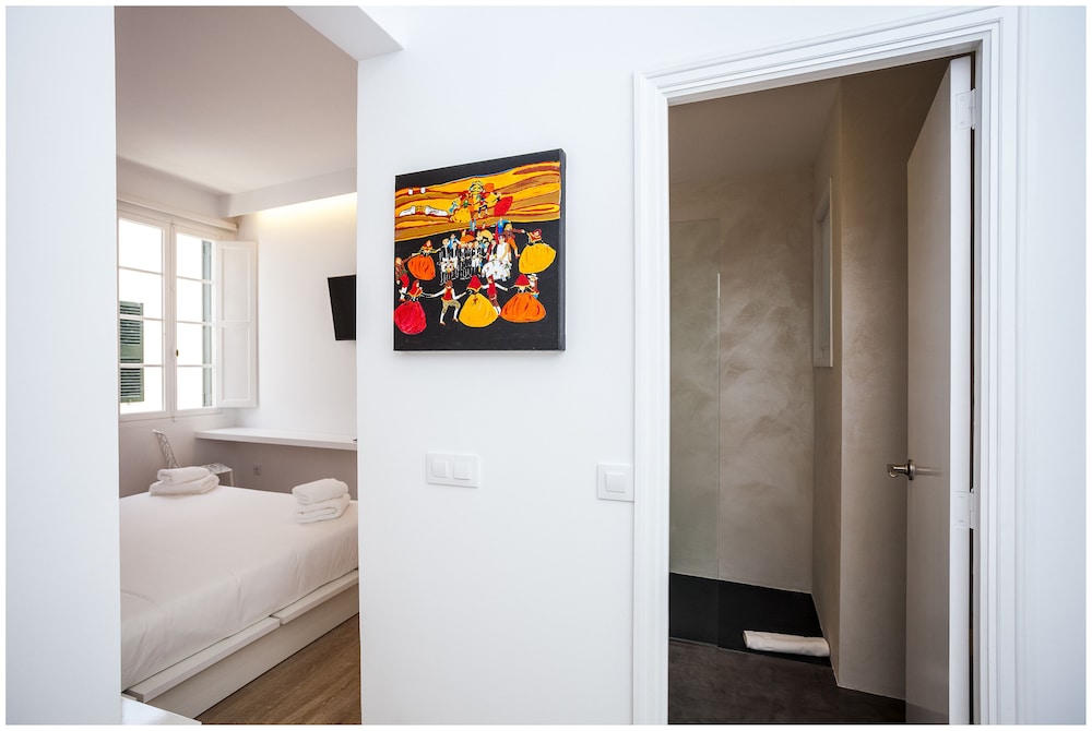 

Venezia - Minorca, Isole Baleari - Cheap & Chic Hotel