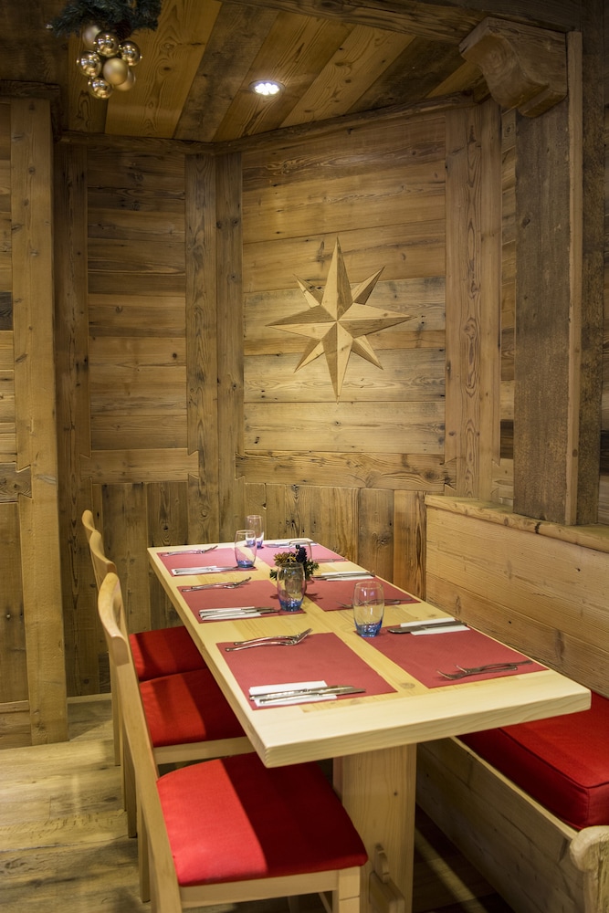 

Catania - Leysin - Alpine Classic Hotel