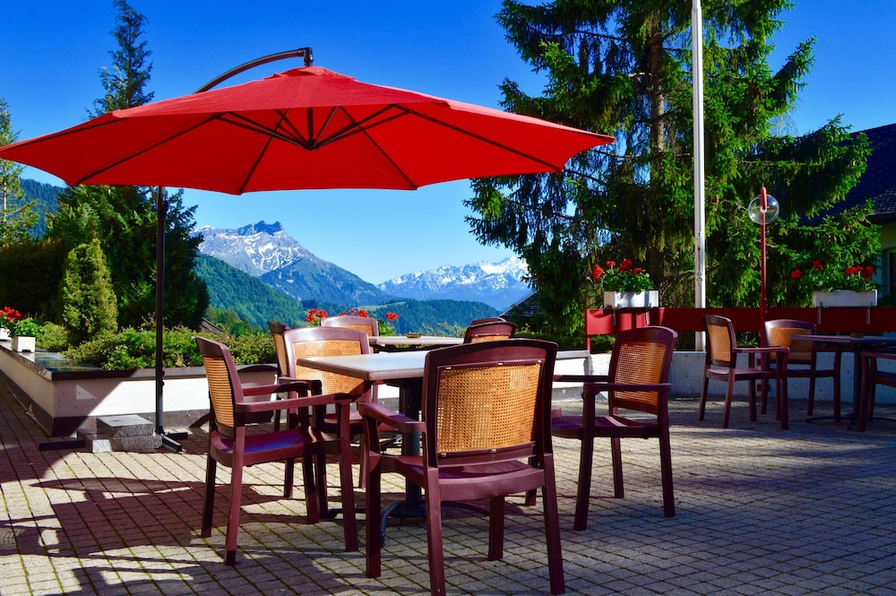 

Milano - Leysin - Alpine Classic Hotel
