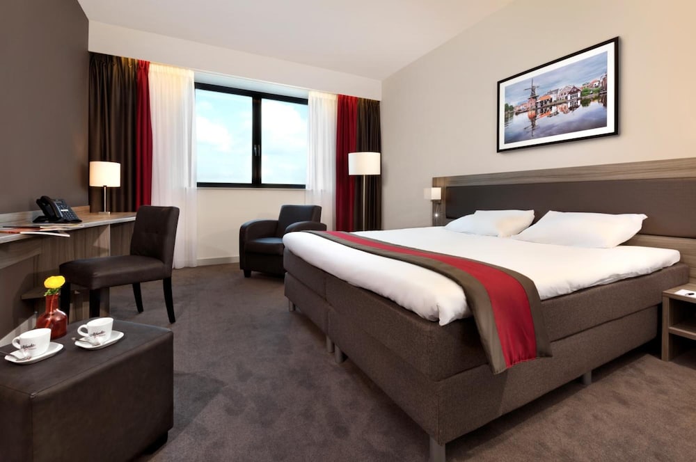

Bologna - Rotterdam - Fletcher Hotel-Restaurant Wings-Rotterdam