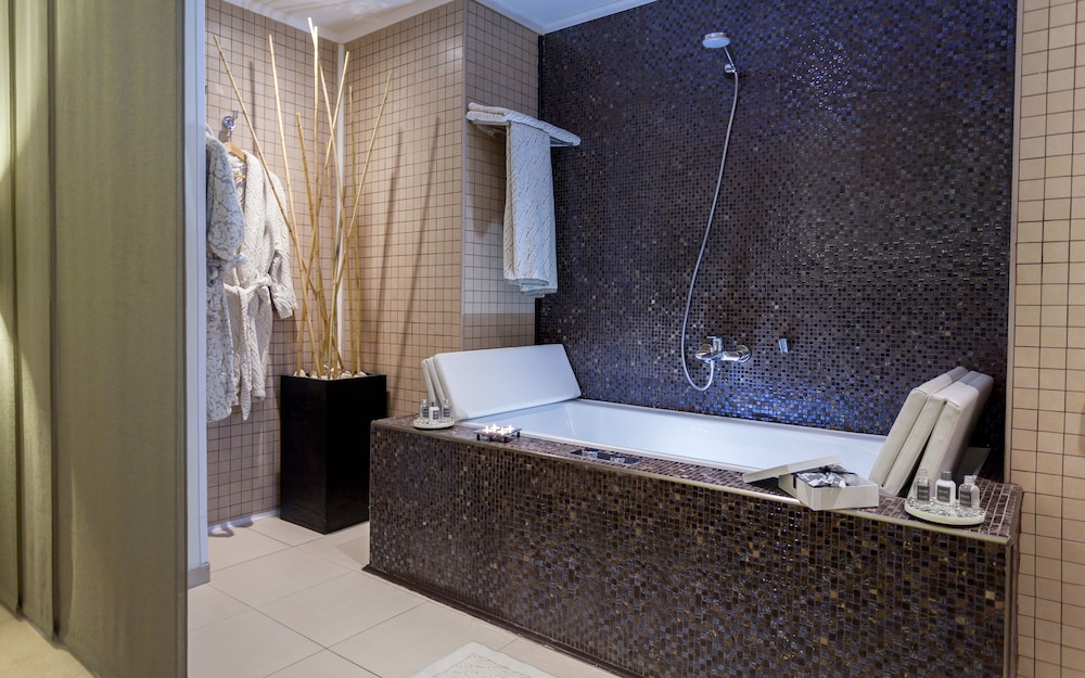 

Venezia - Tunisi - Business Hotel Tunis