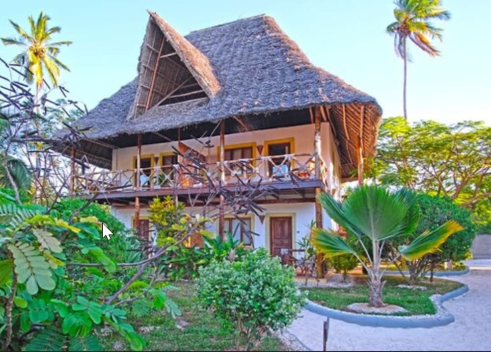 

Verona - Kiwengwa - Pongwe Bay Resort