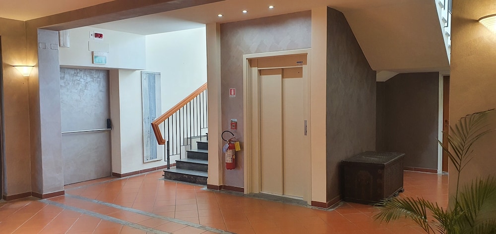 

Venezia - Lucca - Hotel Carignano
