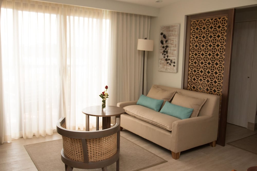 

Roma - Playa Hermosa - Secrets Papagayo Costa Rica