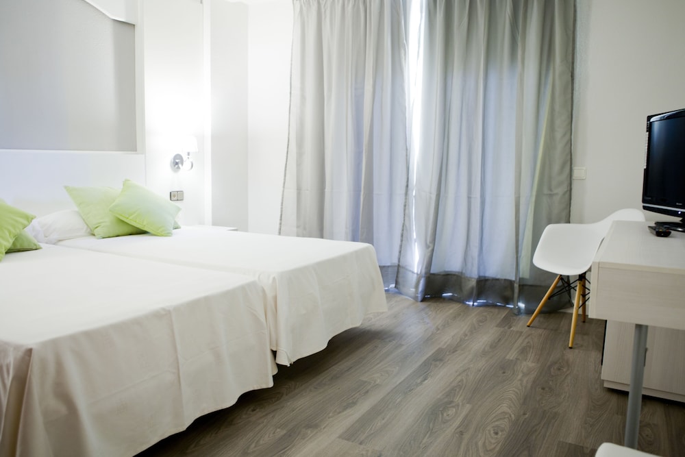 

Milano - Algeciras - Hotel Mir Octavio