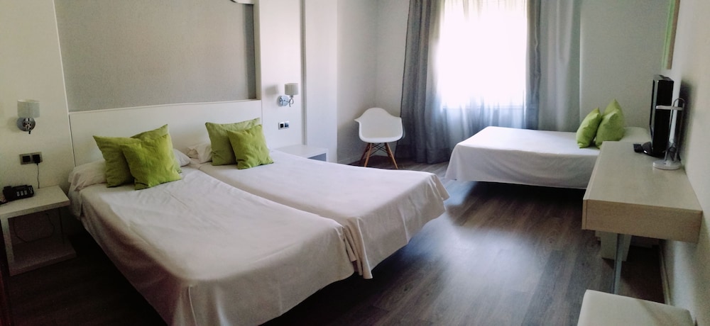

Napoli - Algeciras - Hotel Mir Octavio