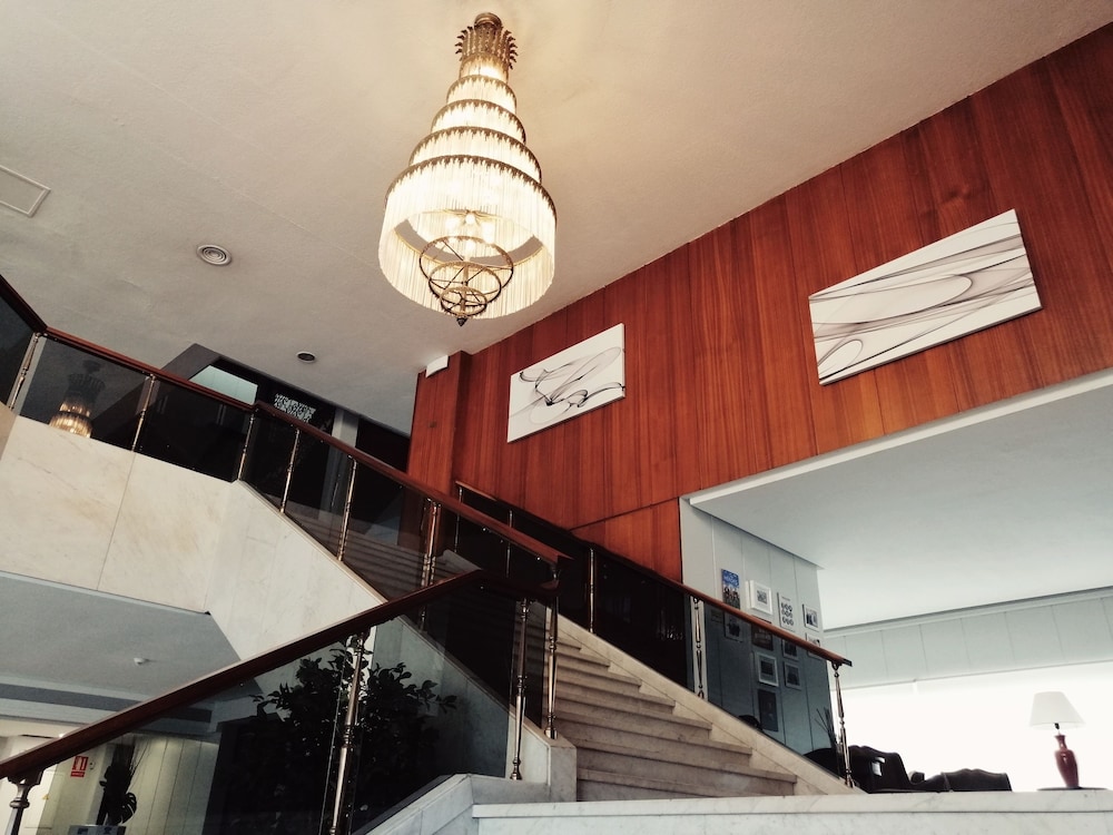 

Milano - Algeciras - Hotel Mir Octavio