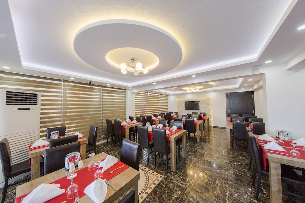 

Bologna - Belek - Sarp Hotel Kadriye