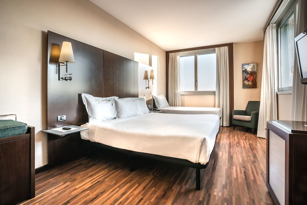 

Milano - Tirrenia - Max Hotel Livorno