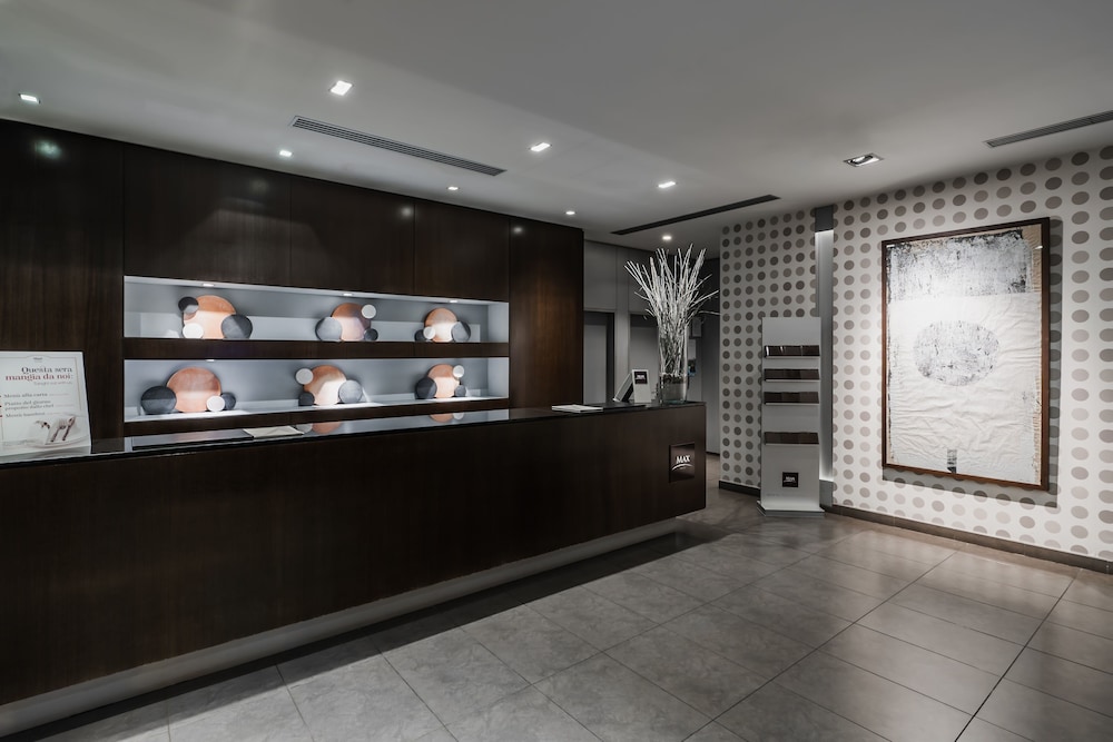 

Palermo - Tirrenia - Max Hotel Livorno