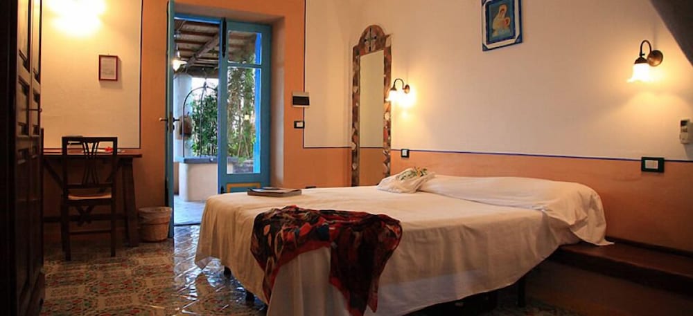 

Roma - Salina - Hotel Mamma Santina