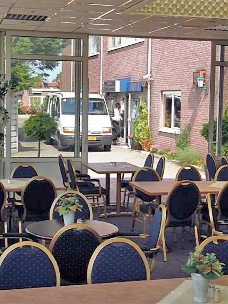 

Bologna - Hoofddorp - Hotel Zwanenburg Amsterdam Airport