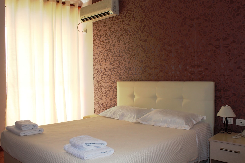 

Venezia - Tirana - Signature Idea Hotel