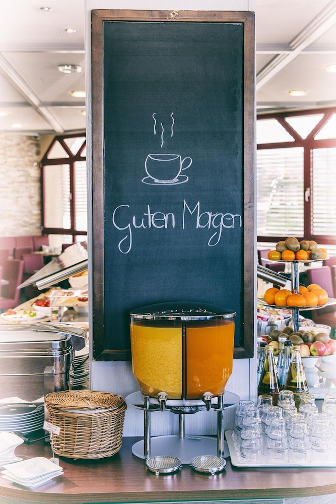 

Roma - Stoccarda - DOBLERGREEN Hotel Stuttgart-Gerlingen