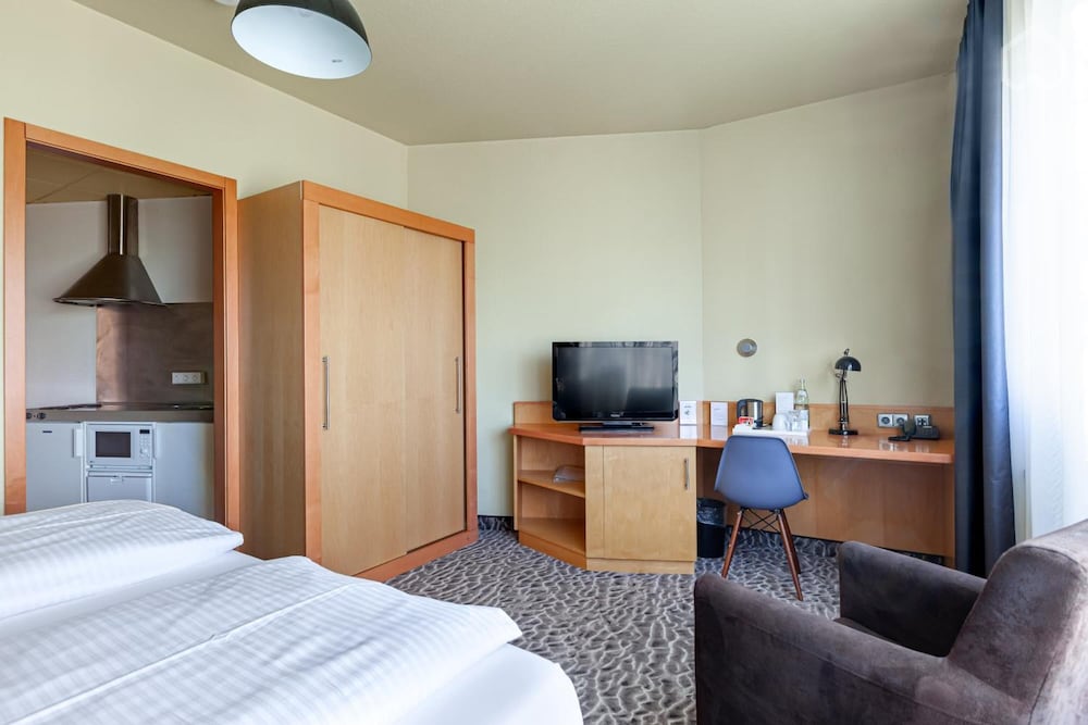 

Milano - Stoccarda - DOBLERGREEN Hotel Stuttgart-Gerlingen
