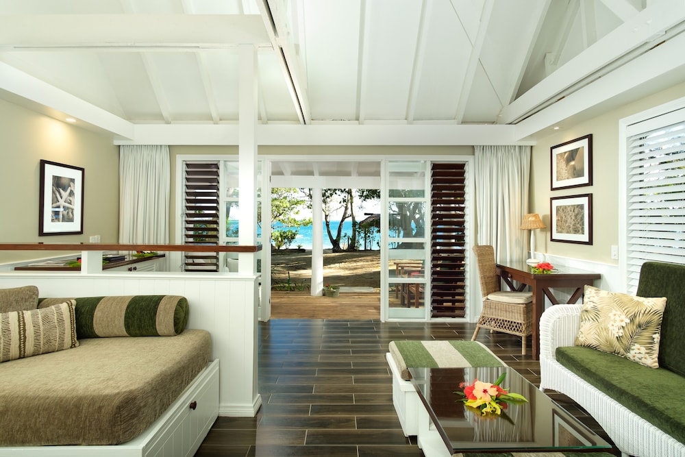

Milano - Malolo - Malolo Island Resort