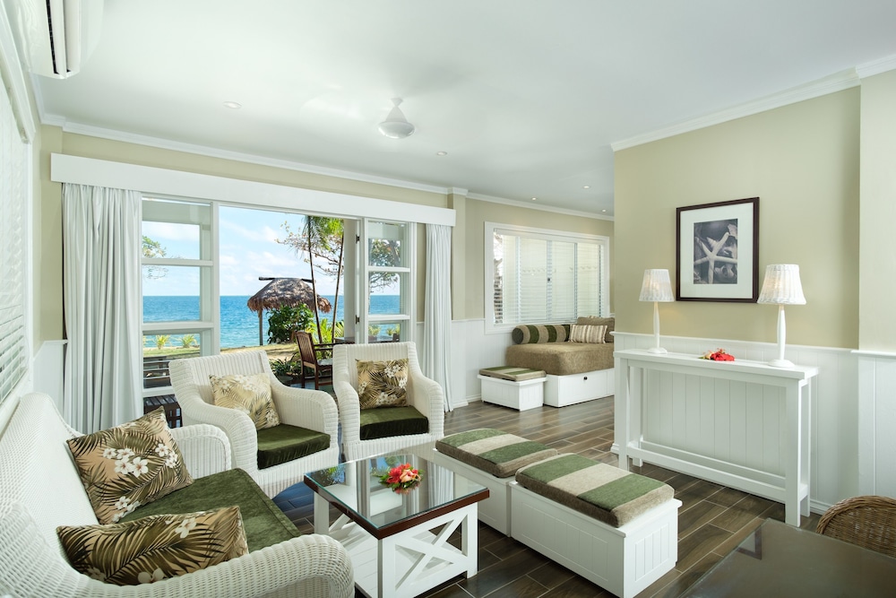 

Napoli - Malolo - Malolo Island Resort