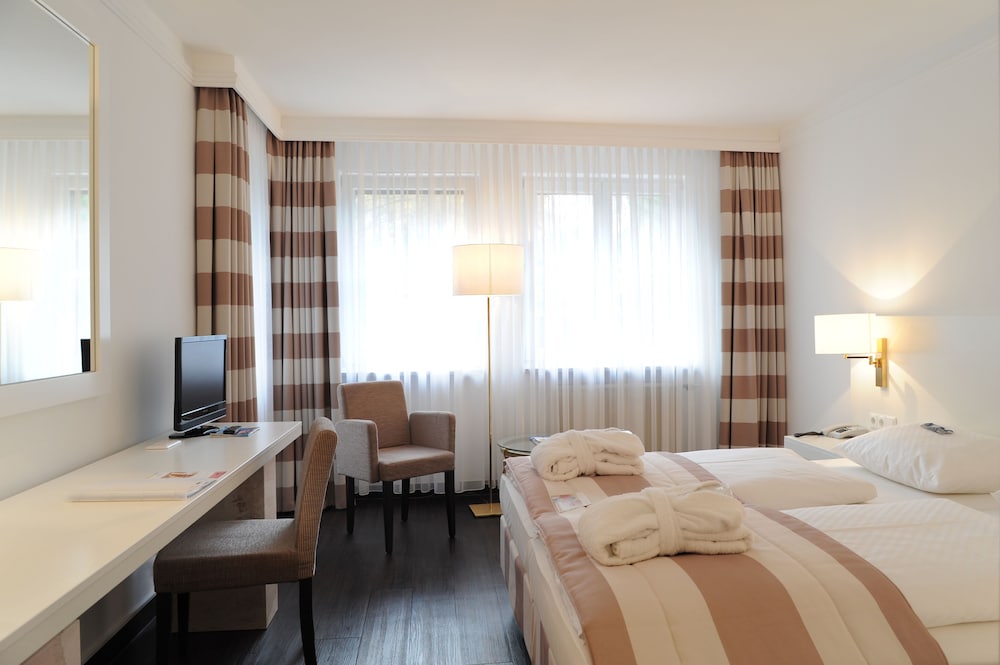 

Milano - Gerlingen - relexa Waldhotel Schatten Stuttgart