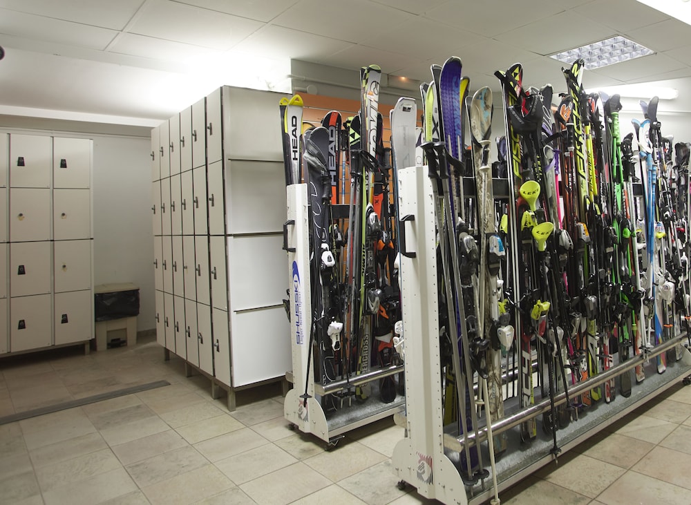 

Milano - Sant Pere - Ski Plaza Hotel & Wellness