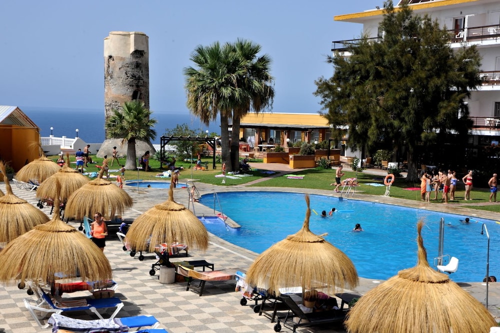 

Roma - Almuñécar - Hotel Salobreña Suites