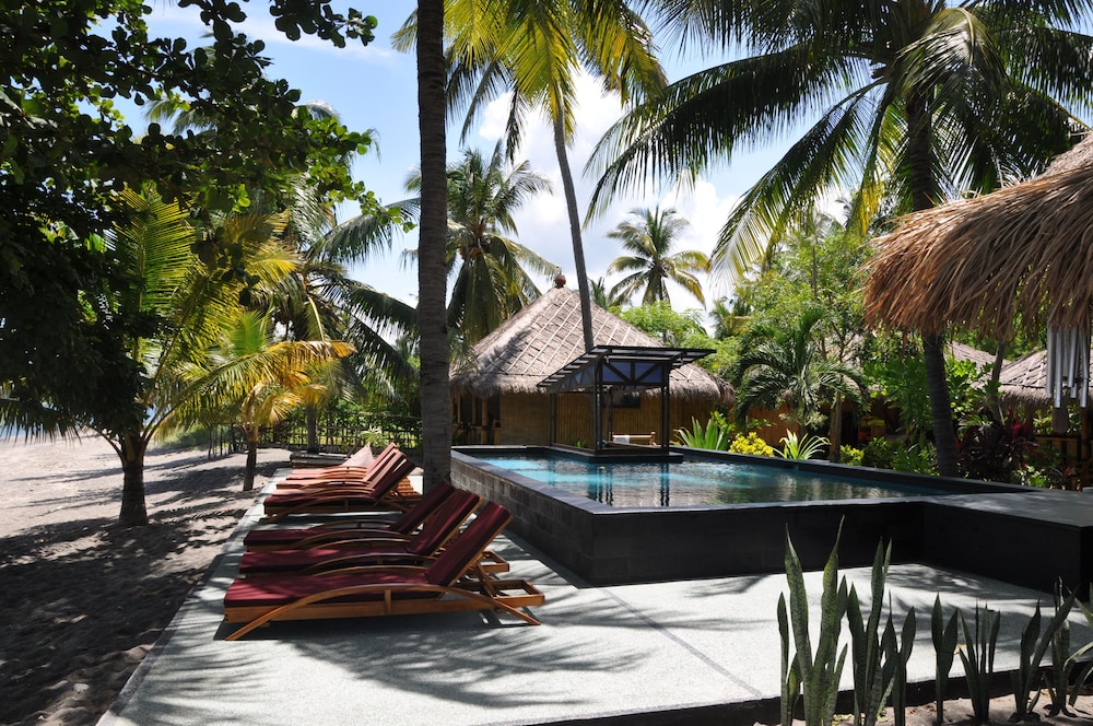 

Milano - Tanjung - Rinjani Beach Eco Resort
