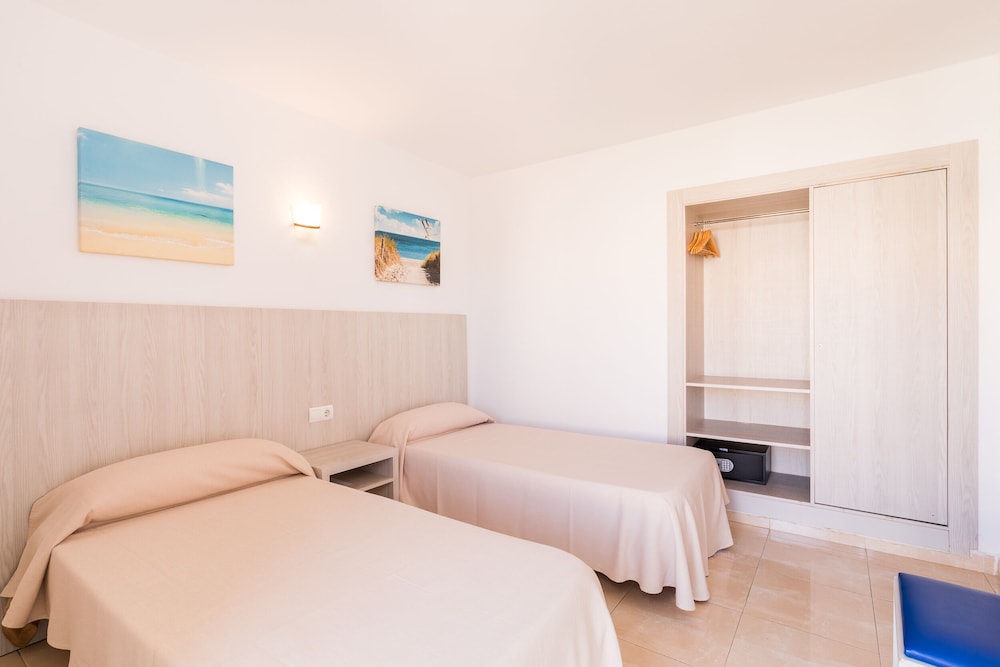 

Venezia - Sant Jordi, Ibiza - Apartamentos Avenida - MC Apartamentos Ibiza