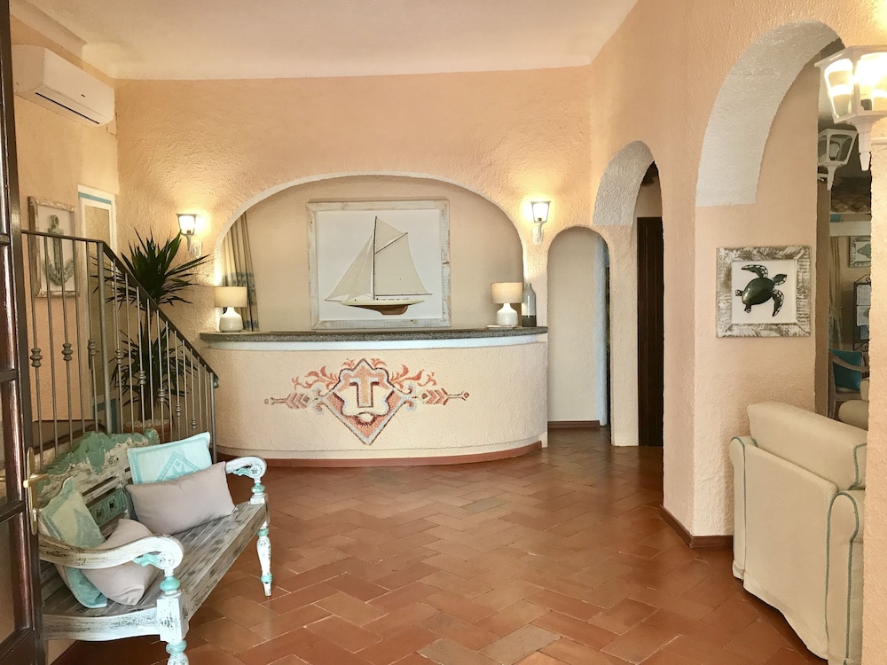 

Roma - Golfo Aranci - Hotel Colonna San Marco
