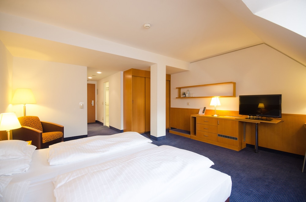 

Bologna - Vienna - Hotel Strudlhof Vienna