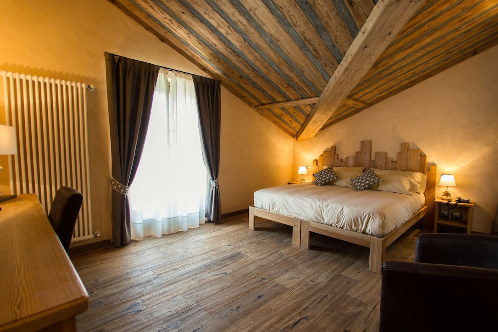 

Palermo - La Thuile - Hotel Les Montagnards